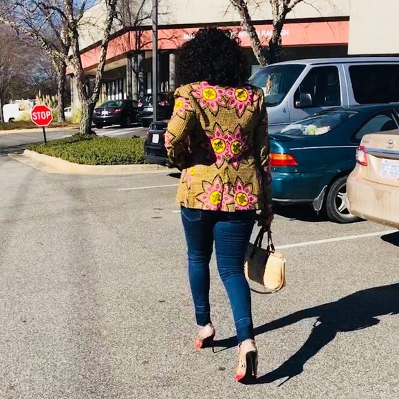 African Print Plus Size Women’s Jacket. - Picture 4 of 8